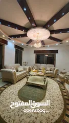  30 فيلا فاخرة  للبيع ..في ارقي منطقة الزرقاء الجديدة .. شارع المطاعم luxurious Villa for sale