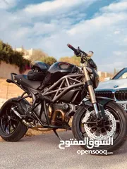  4 دراجة Ducati Monster 1100 EVO 2013 مميزة للبيع – صوت رياضي، معدله