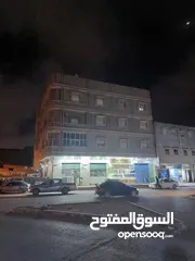  4 مبنى استثماري سكني للبيع