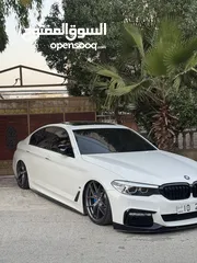  21 BMW 530e 2018