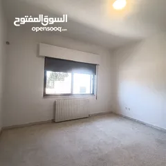  3 ضاحيه الرشيد- شقه فارغه بمساحه واسعه للايجار ـ 220 متر  ـ مكيفات ـ خزائن حائط