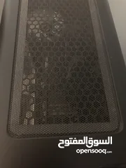  10 استعمال 7 اشهر فقط Pc شبه جديد و كل الموجد جديد ولا يوجد خلال في الجهاز