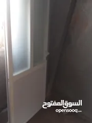  8 باب المنيوم للبيع