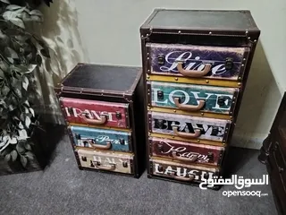  25 طاولة مكتب دراسة، كراسي مكتب، خزانة بيبي، كومادينو، طاولة تلفزيون، درج وخزانة مكياج للبيع