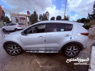  4 كيا سبورتاج 2017 جي تي لاين 4*4 فل اضافات فحص نخب (ممتاز ) بسعر حرررق