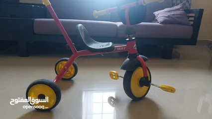  1 Tricycle with strrong metal body