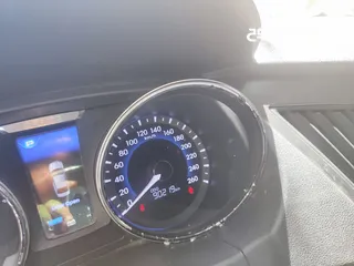  8 Hyundai Sonata Hybrid 2012 full option Limited Edition