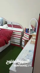  5 غرفه نوم مستعمل بحاله جيده كبيره مع عفش