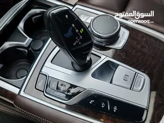  10 BMW 750Li X-DRIVE 2016 FULL OPTION JAPANESE SPEC CLEAN TITLE