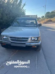 3 بكم اسوزو موديل1998 ماتور 28عادي قير تيربوا دهان جيد فرش جيد جدا  الماتور معمول رنج قبل خمس اشهر  مر