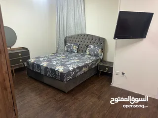  4 غرفتين2  وصاله ثلاث حمامات الشارقه التعاون غرفه خدامه