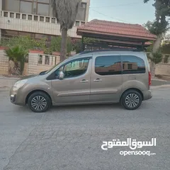  3 بيجو بارتنر 2017 (6+1) ديزل جير عادي نخب أصل شركة يد صفر