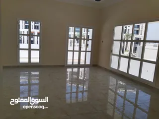  3 6Me33-Luxurious modern 5+1BHK Villa for rent in Qurm near Al Shati Street.