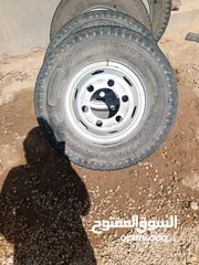  1 كوشوك مع جنطات 6براقي 5كتان هندي وحده برجستون 6براقي