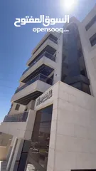  22 شبه ارضي مع ترس 40 متر و مدخل خاص في البنيات قرب مدارس الحصاد