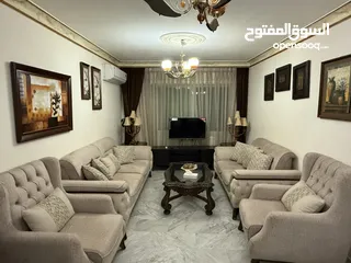  4 شقة للبيع بسعر مميز في شارع المدينة المنورة خلف ماكدونالدز موقع ممتاز بالقرب من كل شيء