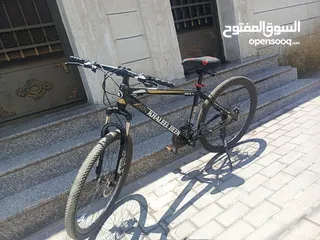  7 بسكليت امريكي  جنط 26 للبيع بحالة الوكالة قابل للتفاوض