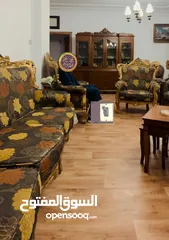  1 طقم كنب خشب زان دمياط حفر يدوي حالة ممتازه 9 مقاعد