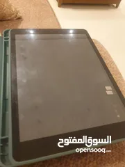  3 ايباد 9 للبيع بدو شاش داخليه