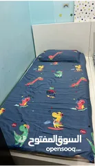  1 Ikea bed with storage. size 90*200.