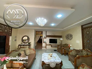  2 شقة دوبلكس شبه ارضي للبيع خلدا مساحة 310م مع ترس و حديقة 250م سوبر ديلوكس بسعر مميز جداً
