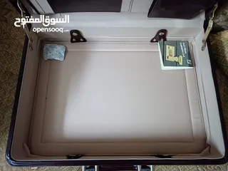  4 حقائب دبلوماسية فاخرة، pierre cardin briefcase