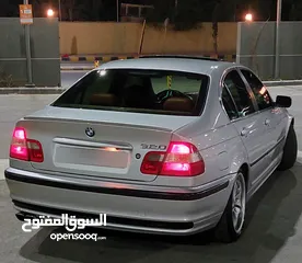  4 BMW 320i.  للبيع