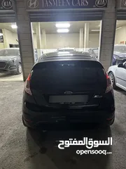  2 فورد فييستا 2013