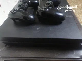  3 بلايستيشن 4 1000جيجا بحالة الوكالة حط سعرك وما بنختلف
