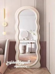  1 مرايا ترند عالمياً... تصميم موجي ومنحوت فخم يخلي أي زاوية تصير قطعة فن جاهزة للتصوير