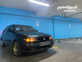  9 سيارة سيات قرطبة للبيع