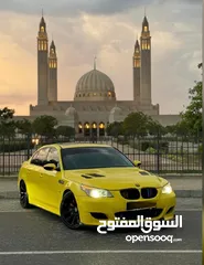  1 للبيع أو البدل BMW M5 E60 V10 أصل