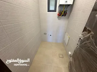  2 Unfurnished apartment for sale in Dahyet Al Nakheel ( Property 41662 )-174701078