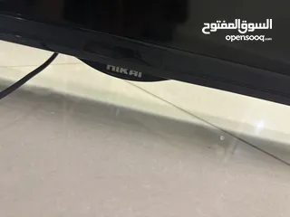  2 تلفاز استعمال نظيف جدا