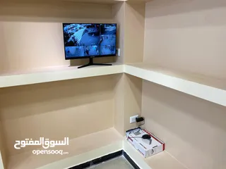  7 محل مستلزمات حيوانات اليفة ويصلح الأشغال اخرى للايجار السنوي في الرابية