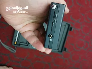  8 راديو SONY نادر جدا ياباني اصلي مع شنطته وكامل معداته