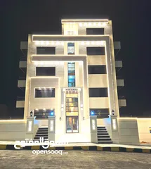  5 شقة فاخره 180 م 2 جديده البحيره  للبيع