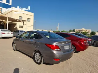  1 Hyundai accent 2017