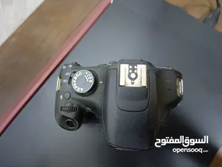  10 Canon 7D  Canon 1200D بحاله ممتازه