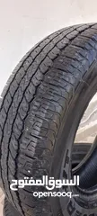 2 كوشوك دنلوب 235/70/16 بحاله جيده