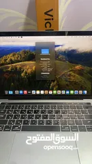  3 MacBook Pro 2018/core i5/512 ssd/16 ram/13 inch/2GB graphics