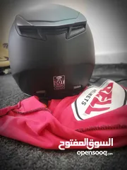 4 خوذه BELL مصنفه للبيع