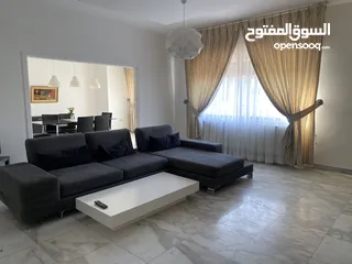  4 220 m2 Modern 3 Bedroom Furnished Apartment - Rent now in Shmesani