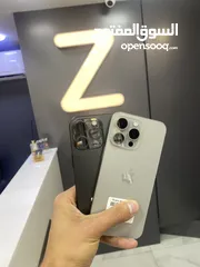  1 iPhone 15 pro max 256g  بحالة آلجديد  عليه كفالة