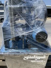  2 مضخات هيدروليك وارد ألماني وإيطالي مستعمل وجديد