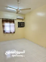  2 بيت للايجار الشهري بسعر رمزي مؤثثه جزئياً monthly house rent