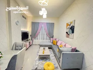  8 اول ساكن افخم غرفه وصاله مفروشه بالكامل للايجار الشهري في كورنيش عجمان
