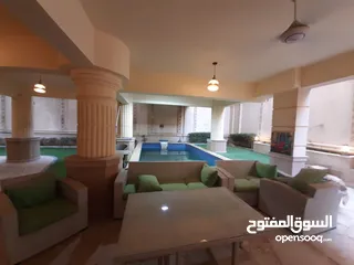  17 فيلا مستقله بالشويفات - التجمع الخامس،The villa is clubhouse five.