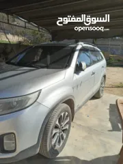  1 كيا سرينتو