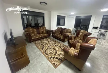  9 شُقَّة مَفروشة 3 غُرَف في الطيرة موقع ممتاز لم تُسكَن مِن قَبل
